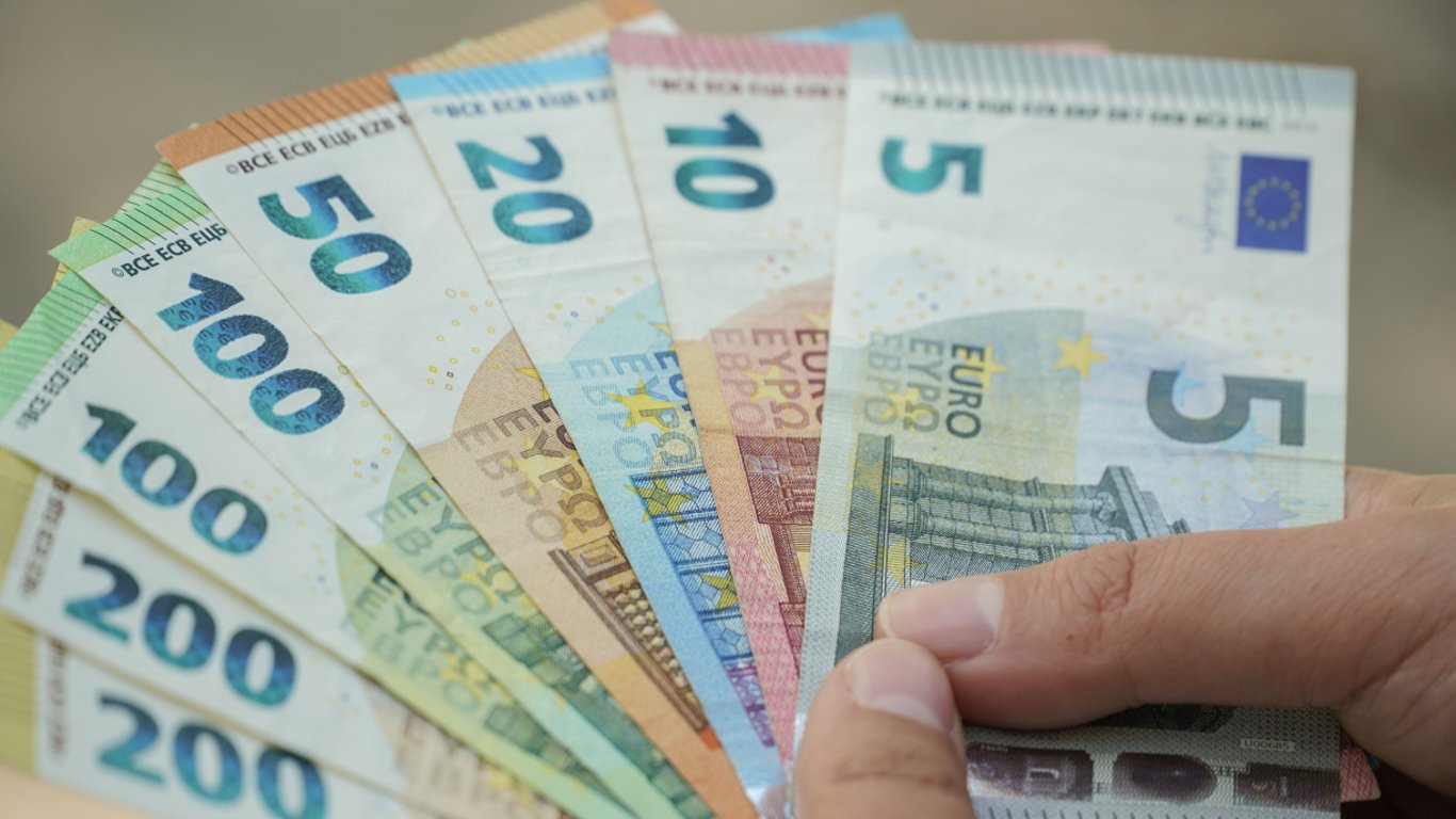 Виплати українцям в ЄС — де найбільші суми у 2025 році