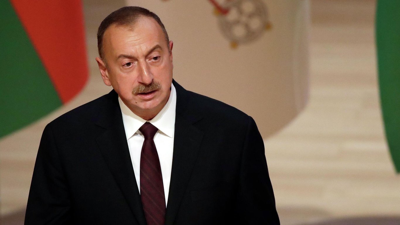 Aliyev verklagt die RF - Z-Blogger geraten in Panik und drohen mit Krieg