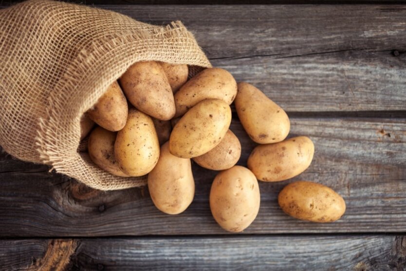 In Ukraine, the price of young potatoes is decreasing